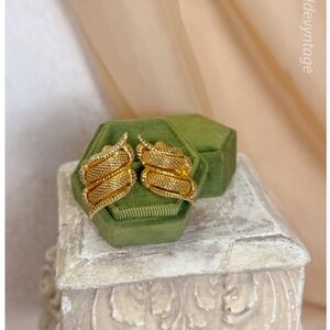 Gold‎ Metal Mesh Collar/Shoe Clips